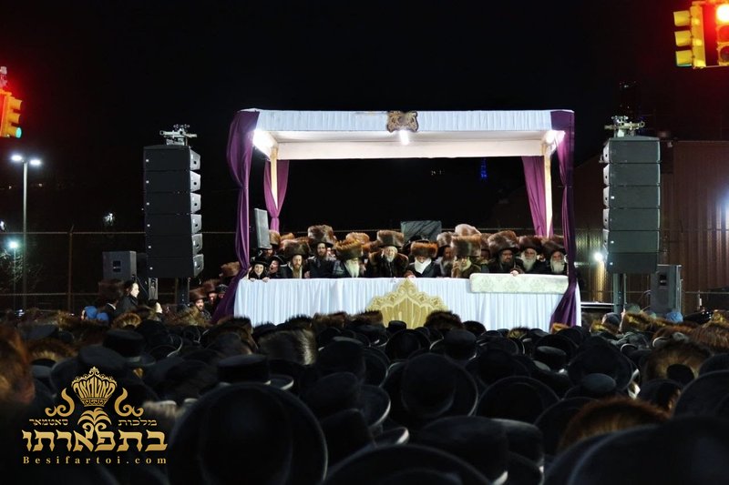 היימיש געמאכטע חופה ספעציעל פאר די חתונה